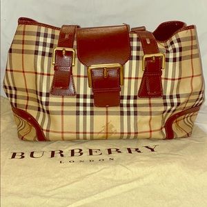Burberry Medium Tote